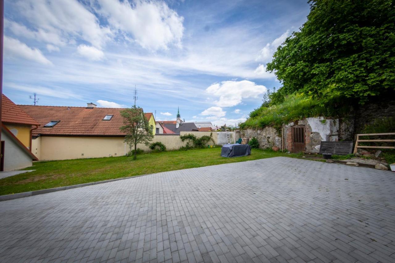 Penzion Nezarka 59 Jindřichŭv Hradec Eksteriør billede